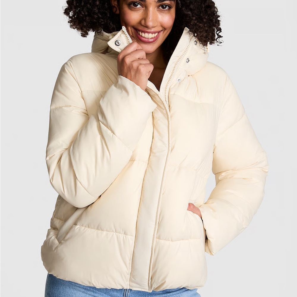Victoria secret Pink women’s marshmallow puffer coat size medium White shell - Picture 3 of 3